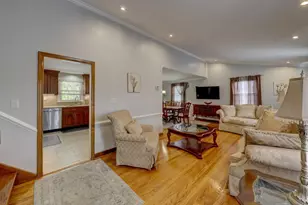 4 Lee Cir, Bloomfield, CT 06002 - Photo 14