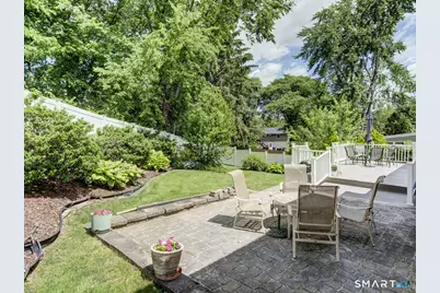 4 Lee Circle, Bloomfield, CT 06002 - Photo 32