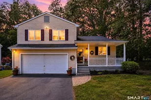 40 Kathleen Way, Manchester, CT 06042 - Photo 2