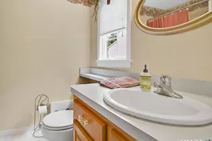 40 Kathleen Way, Manchester, CT 06042 - Photo 16