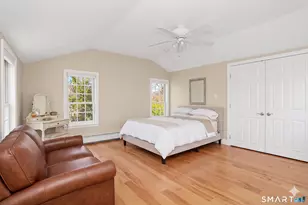 1005 Old Post Rd, Fairfield, CT 06824 - Photo 18