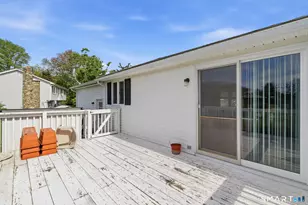 18 Billings St, Stonington, CT 06379 - Photo 8