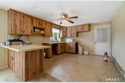 18 Billings Street, Stonington, CT 06379 - Photo 16