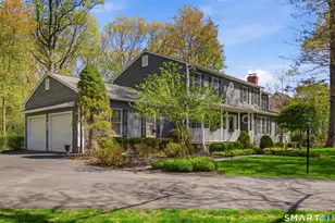 47 Canterbury Ln, Monroe, CT 06468 - Photo 2