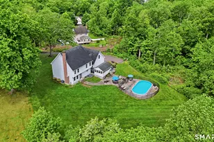 40 Chatham Fields Rd, East Hampton, CT 06424 - Photo 2
