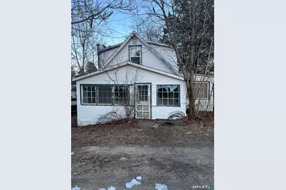 40 Beach Road, Clinton, CT 06413 - Photo 1