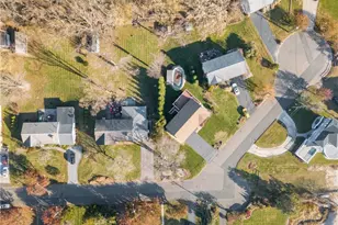 98 Soundview Dr, Stamford, CT 06902 - Photo 4