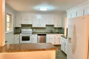 98 Soundview Dr, Stamford, CT 06902 - Photo 10