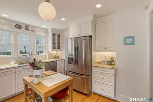 29 Wayland Ave, Waterbury, CT 06708 - Photo 8