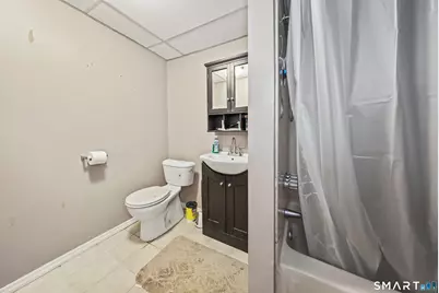 58 Oak Hollow Drive, Waterbury, CT 06708 - Photo 24