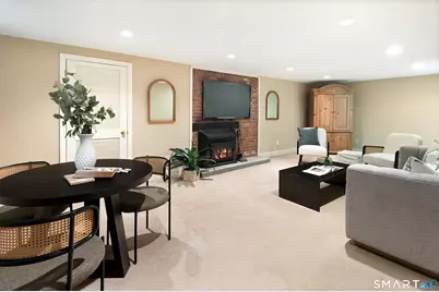 130 Comstock Hill Road, New Canaan, CT 06840 - Photo 24
