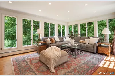 130 Comstock Hill Road, New Canaan, CT 06840 - Photo 8