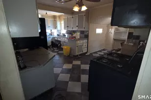 87 Oxford Dr, East Hartford, CT 06118 - Photo 14