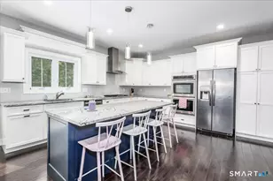 127 Putnam Park Rd, Bethel, CT 06801 - Photo 4