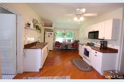 33 Barry Avenue #1, Ridgefield, CT 06877 - Photo 4