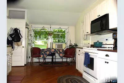 33 Barry Avenue #1, Ridgefield, CT 06877 - Photo 2