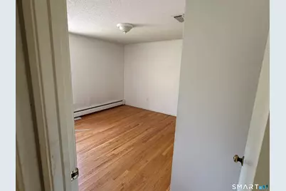 16 Ardmore Street, New Britain, CT 06053 - Photo 8