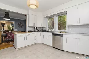 62 Fennbrook Rd, West Hartford, CT 06119 - Photo 12
