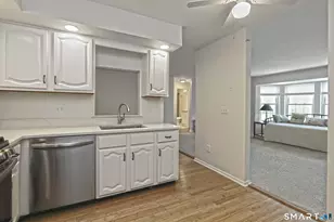 58 Greenview Ln, Milford, CT 06461 - Photo 12