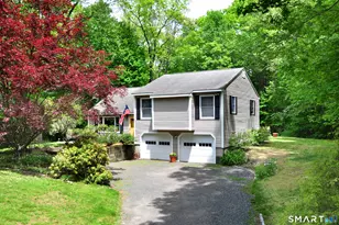 104 Hard Hill Rd, Woodbury, CT 06798 - Photo 2