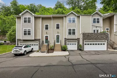 64 Stetson Place, Danbury, CT 06811 - Photo 2