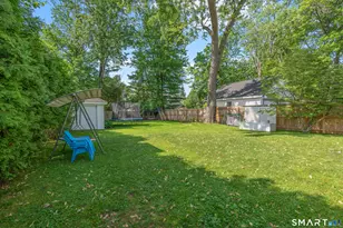 53 Burr St, West Hartford, CT 06107 - Photo 22