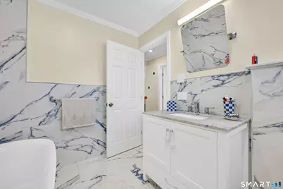 222 Hamilton Street, Meriden, CT 06451 - Photo 14