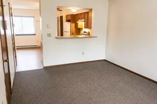 975 Meriden Rd, Waterbury, CT 06705 - Photo 2