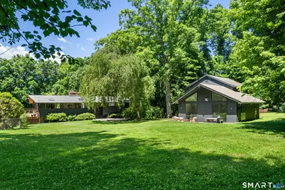 9 Fall Ridge Road, Weston, CT 00688 - Photo 2