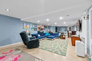 30 Fox Chase Ln, West Hartford, CT 06107 - Photo 30