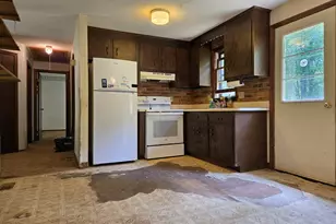142 Cedar Ln, Torrington, CT 06790 - Photo 8