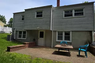 13 Berkshire Cir, Ansonia, CT 06401 - Photo 4