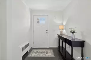 84 Jesswig Dr, Hamden, CT 06517 - Photo 2