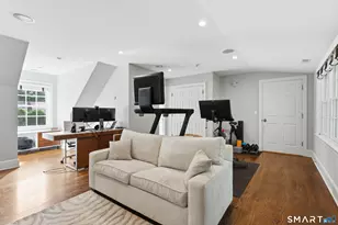 8 Sunset Rd, Darien, CT 06820 - Photo 22