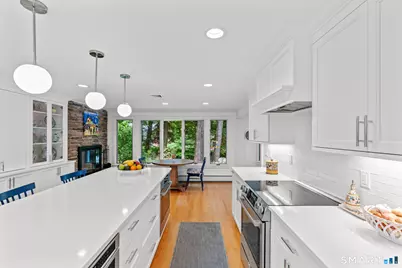 57 Westmont Street, West Hartford, CT 06117 - Photo 6