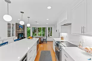 57 Westmont St, West Hartford, CT 06117 - Photo 6