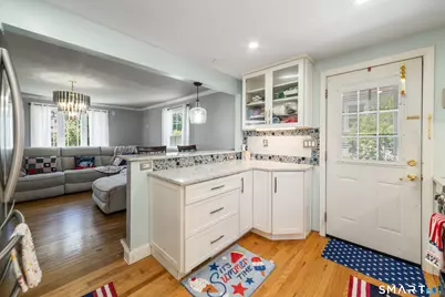 15 Fenway Drive, Hamden, CT 06517 - Photo 14