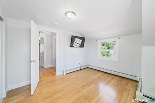 15 Fenway Dr, Hamden, CT 06517 - Photo 8