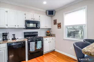 2445 Park Ave, Bridgeport, CT 06604 - Photo 8