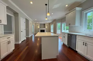 30 Castlewood Dr, Monroe, CT 06468 - Photo 10