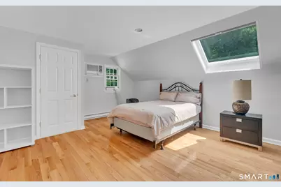141 Putting Green Road, Trumbull, CT 06611 - Photo 32