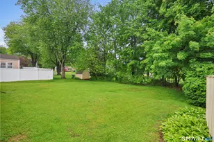 19 Litchfield Pl, Rocky Hill, CT 06067 - Photo 22