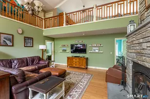 167 Isaiah Smith Ln, Morris, CT 06763 - Photo 4