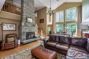 167 Isaiah Smith Ln, Morris, CT 06763 - Photo 2