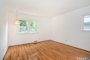 111 Lyman Rd, West Hartford, CT 06117 - Photo 18