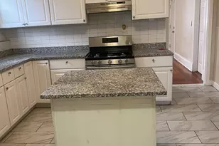 118 Barker St, Hartford, CT 06114 - Photo 4