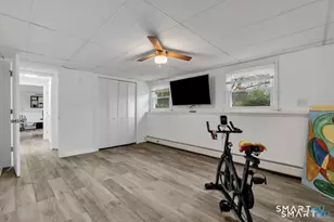 19 Robertson Dr, Hamden, CT 06518 - Photo 24