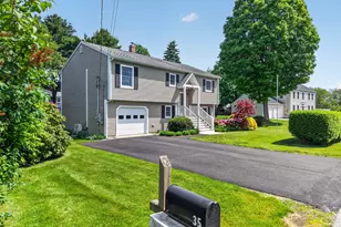 35 Bruggeman Pl, Stonington, CT 06355 - Photo 4
