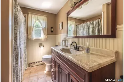 14 Hotchkiss Drive, Bristol, CT 06010 - Photo 16