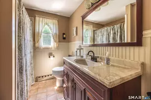 14 Hotchkiss Dr, Bristol, CT 06010 - Photo 16